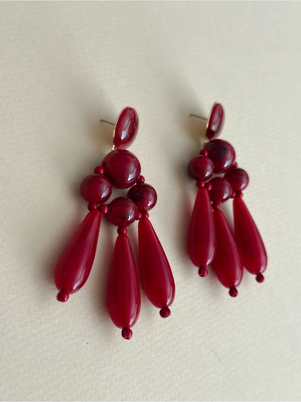 Red Beaded Statement Drop Earrings N2221 - Picture 5 of 5